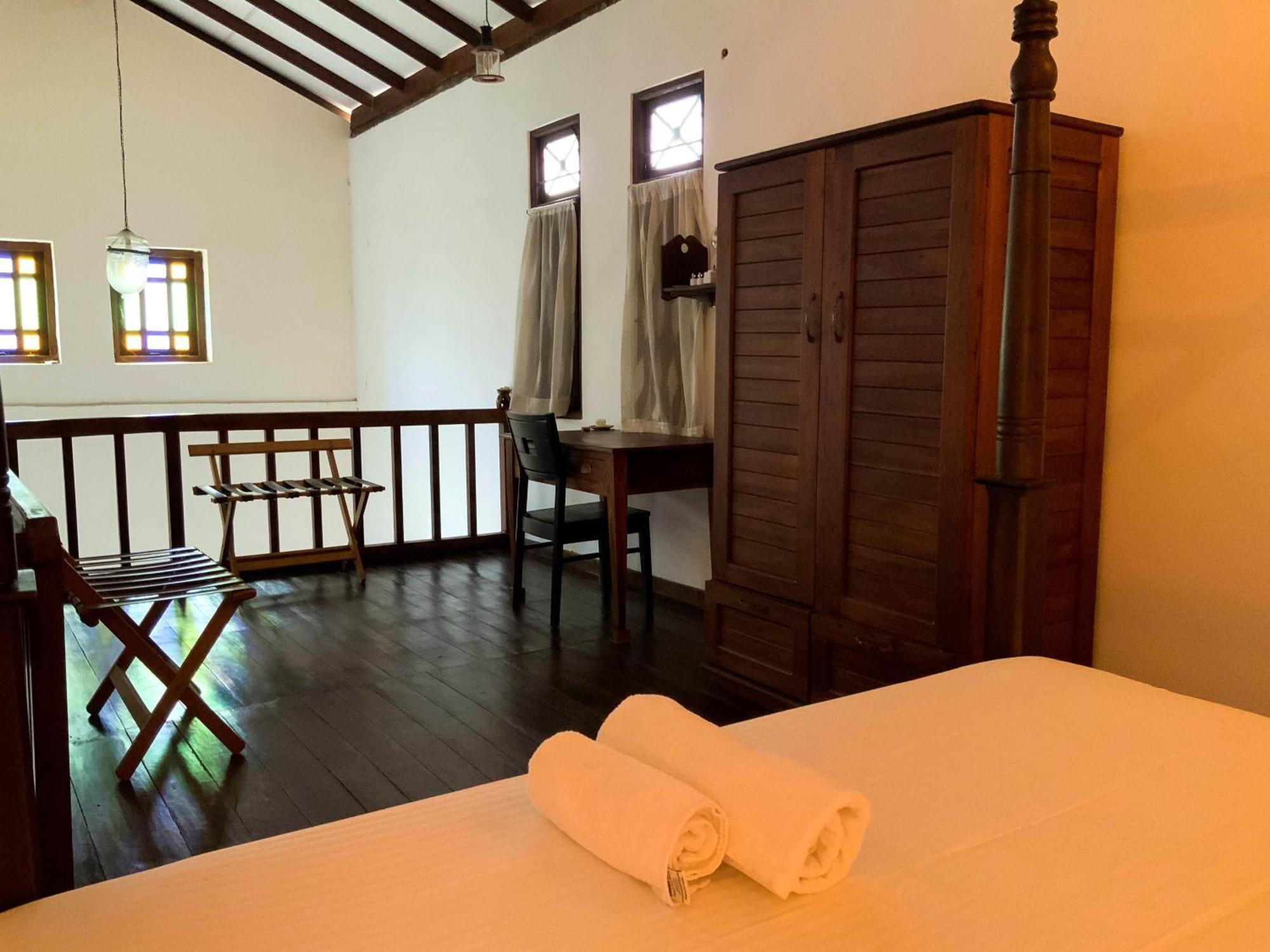 Headman House Antique Villa - A Seaside Royal Stay Ahangama Buitenkant foto